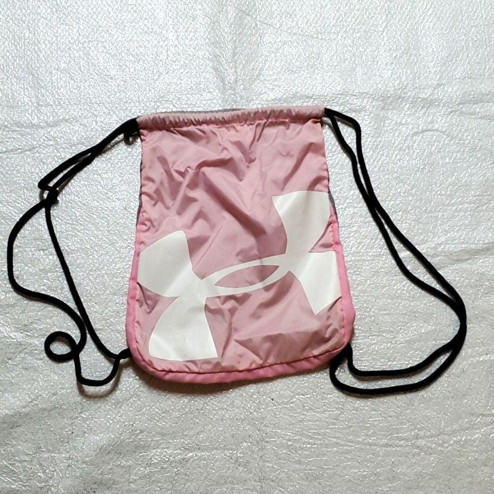 ❤️ Under Armor Pink String Bag.